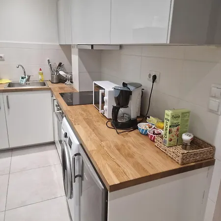 Cozy At King George Str Pagkrati Apartmán *